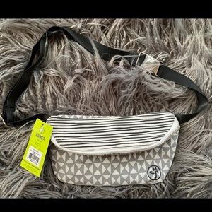 Zumba Fabulous Fanny Pack